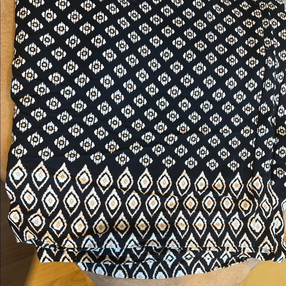 LOFT Black, White and Tan Geometric Wide Leg Pants - Picture 4 of 4